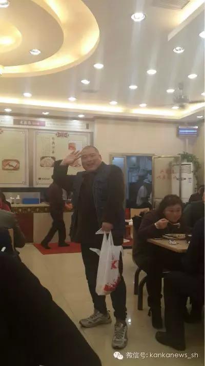 百度胖老师吧上海市公 安局轨道交通分局石宇玉老师求救 微信抖音快手百度贴吧百科图片视频知道搜索上海胖老 ...