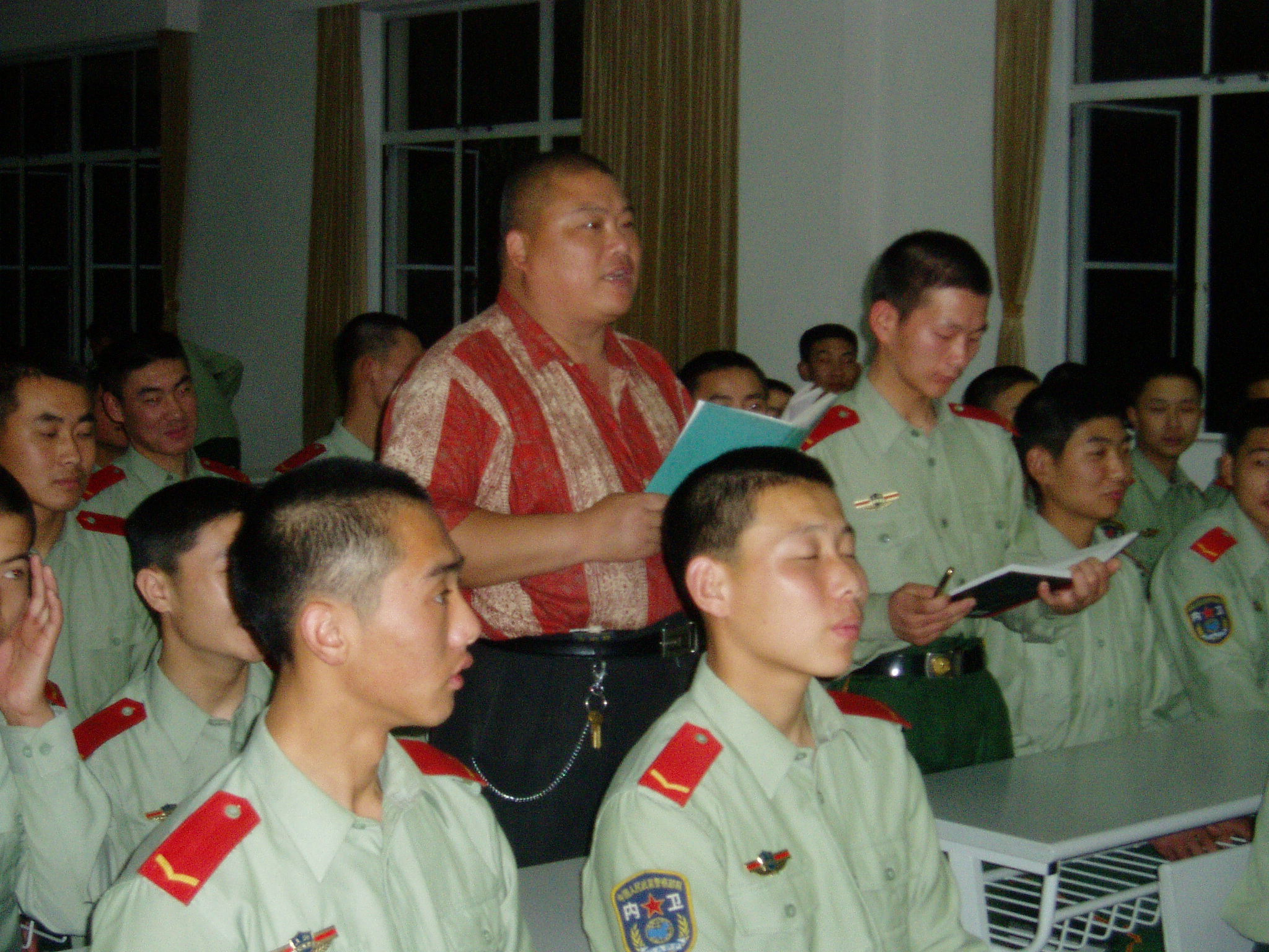 百度胖老师吧上海市公 安局轨道交通分局石宇玉老师求救 微信抖音快手百度贴吧百科图片视频知道搜索上海胖老 ...